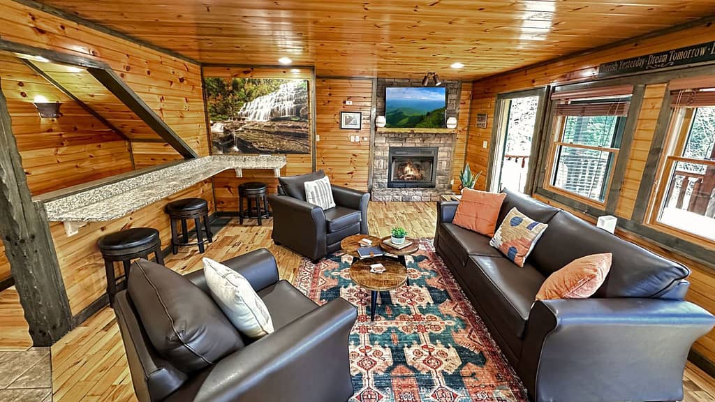 Bear's Wilderness Lodge Main Level Living Room With Fireplace
